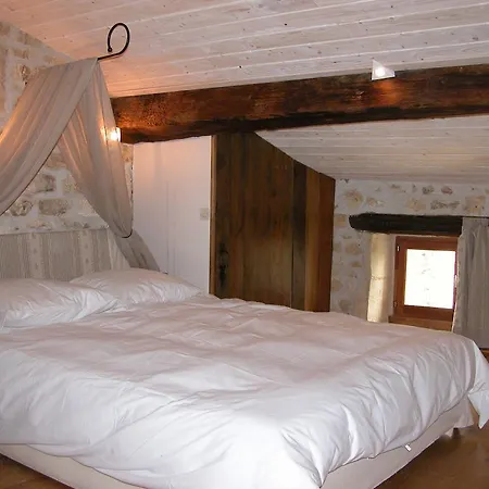 Bed & Breakfast Dhotes La Pertuzerie *